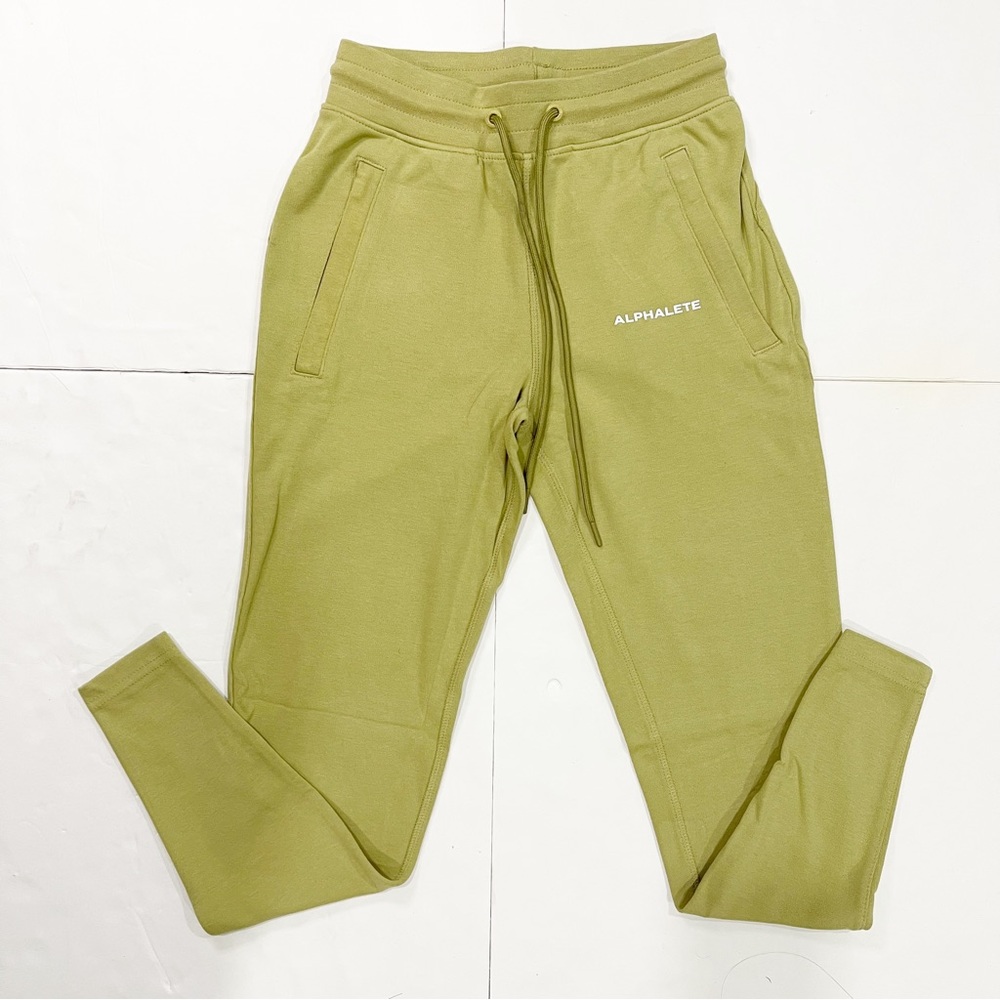 NWT ALPHALETE WOMEN’S CORE JOGGERS IN LIGHT GREEN XS, SMALL, MEDIUM,LARGE
